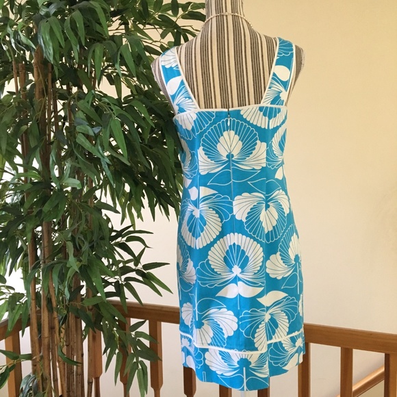 Maggy London Floral Shift Dress Size 6P - Picture 2 of 10